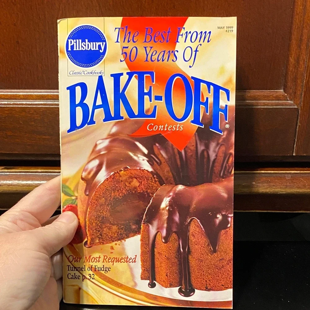 Pillsbury vintage cookbook magazines